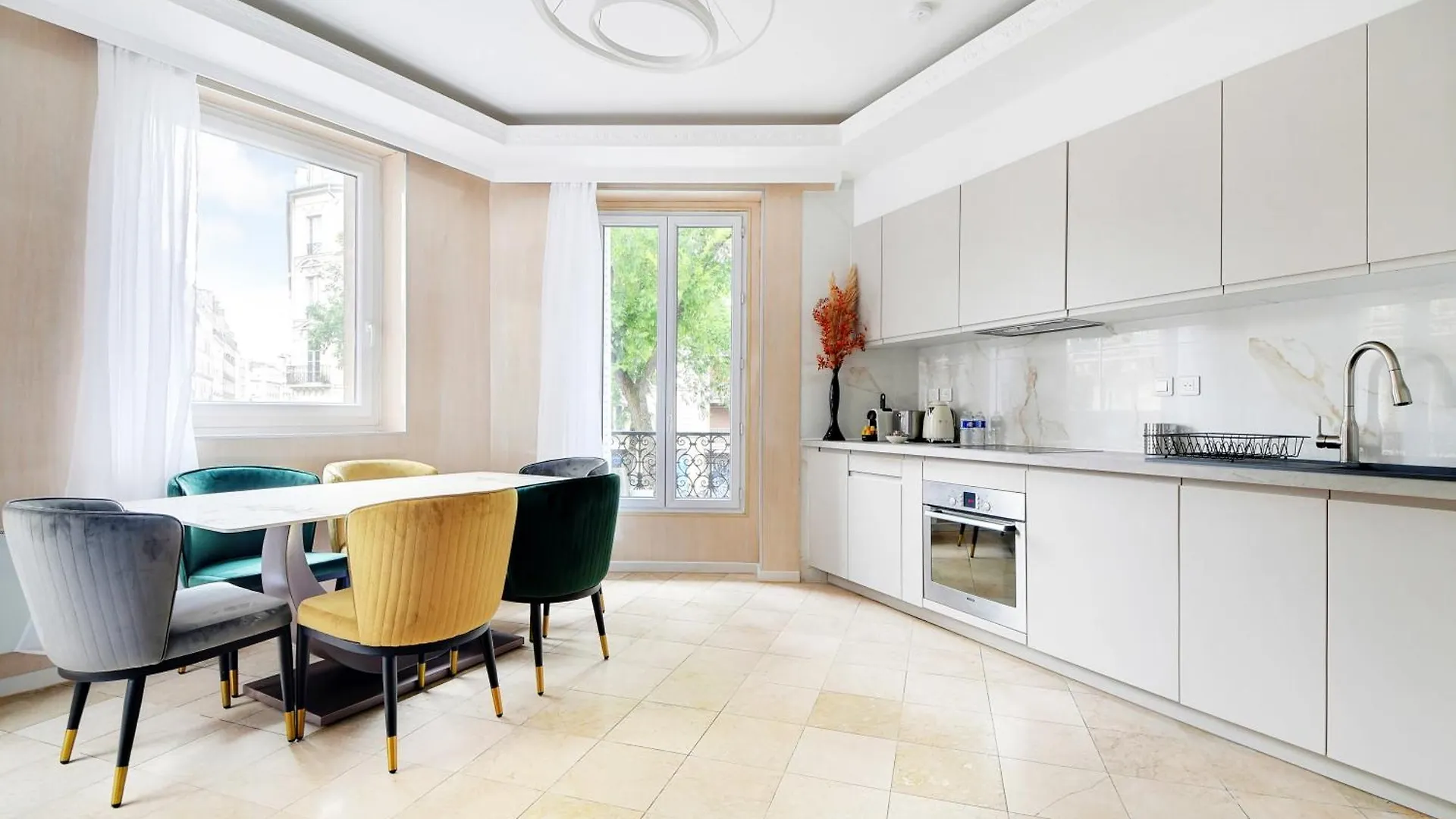 Vivez Au Coeur Du Centre De Paris! Metro A 1min - Proche Republique Appartement